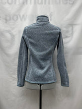 Load image into Gallery viewer, Women's Patagonia Long Sleeve Sweater, Medium
