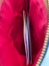 Load image into Gallery viewer, Women's Dooney &amp; Bourke Crossbody Purse
