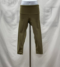 Load image into Gallery viewer, Women's Lululemon Leggings, 4
