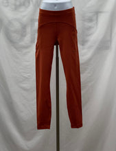 Load image into Gallery viewer, Women's Lululemon Leggings, 6
