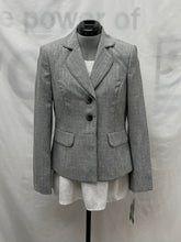 Load image into Gallery viewer, Women's 'Le Suit' Two Piece Suit, 6
