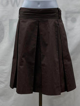 Load image into Gallery viewer, Women's Zara Skirt, Small
