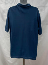 Load image into Gallery viewer, Men's Tommy Bahama Shor Sleeve Top, Large
