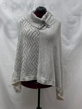 Load image into Gallery viewer, Women's Cleo Poncho, Large
