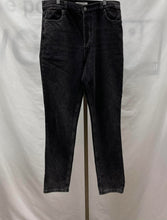 Load image into Gallery viewer, Women's Dynamite Jeans, 29
