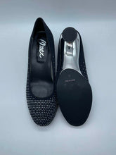 Load image into Gallery viewer, Women's Finest by Onex Shoes, 10
