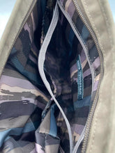 Load image into Gallery viewer, Lug 3 Ways To Wear Convertible Bag
