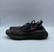 Load image into Gallery viewer, Men's Adidas Yeezy Boost Shoes
