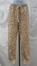 Load image into Gallery viewer, Women's Pink Lily Sweat Pants, Small
