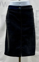 Load image into Gallery viewer, Women's Sandwich Skirt, 40
