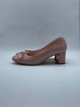 Load image into Gallery viewer, Women's Kate Spade Heels, 6.5
