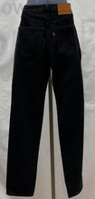 Load image into Gallery viewer, Women's Levi's Jeans, 24
