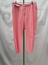 Load image into Gallery viewer, Women's Tommy Hilfiger Capris, Large
