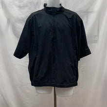 Load image into Gallery viewer, Men's Nike Short Sleeve Wind Breaker, Large
