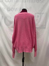 Load image into Gallery viewer, Women's Aerie Long Sleeve Sweater, Extra Large
