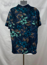 Load image into Gallery viewer, Men's Banana Republic Short Sleeve Shirt, Extra Large
