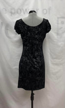 Load image into Gallery viewer, Women's Guess Dress, Medium
