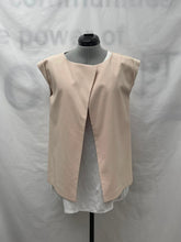 Load image into Gallery viewer, Women's Lida Baday Sleeveless Vest, 2
