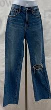 Load image into Gallery viewer, Women's Silver Jeans, 24
