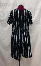Load image into Gallery viewer, Women's Penningtons Romper, Extra Large
