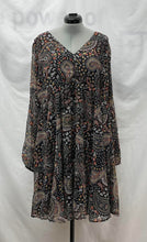 Load image into Gallery viewer, Women's Torrid Dress, 2
