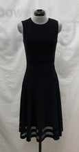 Load image into Gallery viewer, Women's Frank Lyman Dress, 4
