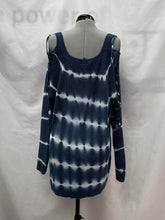 Load image into Gallery viewer, Women's Torrid Long Sleeve Top, 3 ( 22 / 24 )
