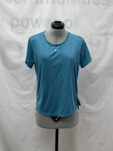 Load image into Gallery viewer, Women's Nike Short Sleeve Top, Small
