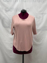 Load image into Gallery viewer, Women's Cupio Short Sleeve Top, Extra Large
