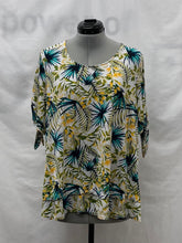 Load image into Gallery viewer, Women's Laura Short Sleeve Top, Extra Large
