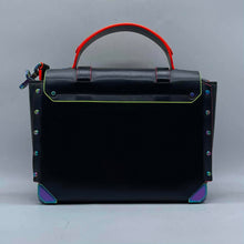 Load image into Gallery viewer, Women's Michael Kors purse
