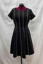 Load image into Gallery viewer, Women's Adrianna Papell Dress, 10
