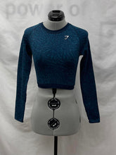 Load image into Gallery viewer, Women's Gymshark Long Sleeve Top, Extra Small
