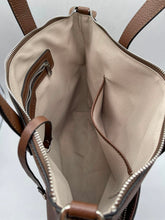 Load image into Gallery viewer, Women's Danier Purse
