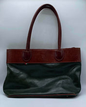 Load image into Gallery viewer, Women's Vera Pelle Purse
