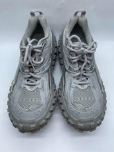 Load image into Gallery viewer, Men's Balenciaga Shoes, 10
