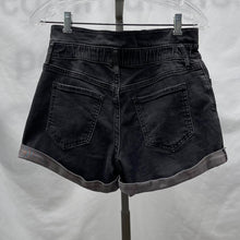 Load image into Gallery viewer, Women's Banana Republic Shorts, 2
