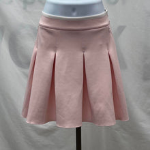 Load image into Gallery viewer, Women's Hedge Athletic Skirt, Small
