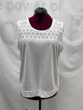 Load image into Gallery viewer, Women's Leo &amp; Ugo Sleeveless Top, Extra Large
