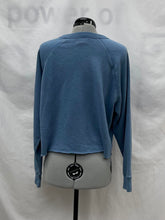 Load image into Gallery viewer, Women's Aerie Long Sleeve Sweatshirt, Medium
