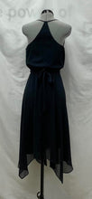 Load image into Gallery viewer, Women's Banana Republic Dress, Small
