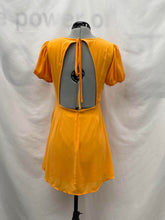 Load image into Gallery viewer, Women's Lulus Dress, Extra Small
