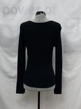 Load image into Gallery viewer, Women's RW&amp;CO Long Sleeve Top, Medium
