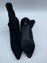 Load image into Gallery viewer, Women's Urban Outfitters Boots, 8
