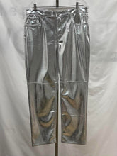 Load image into Gallery viewer, Women's Gap Pants, 14
