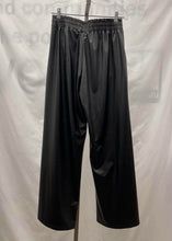 Load image into Gallery viewer, Womens Offline by Aerie Pants, Small
