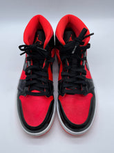 Load image into Gallery viewer, Men's Nike 'Air Jordan' Shoes, 9
