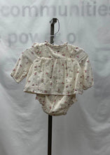 Load image into Gallery viewer, Infant's Gap 2-Piece Outfit Set, 6-12 Months
