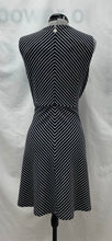 Load image into Gallery viewer, Women's Tommy Hilfiger Dress, 14
