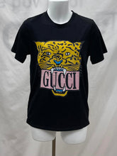 Load image into Gallery viewer, Men's Gucci Short Sleeve Top, Large
